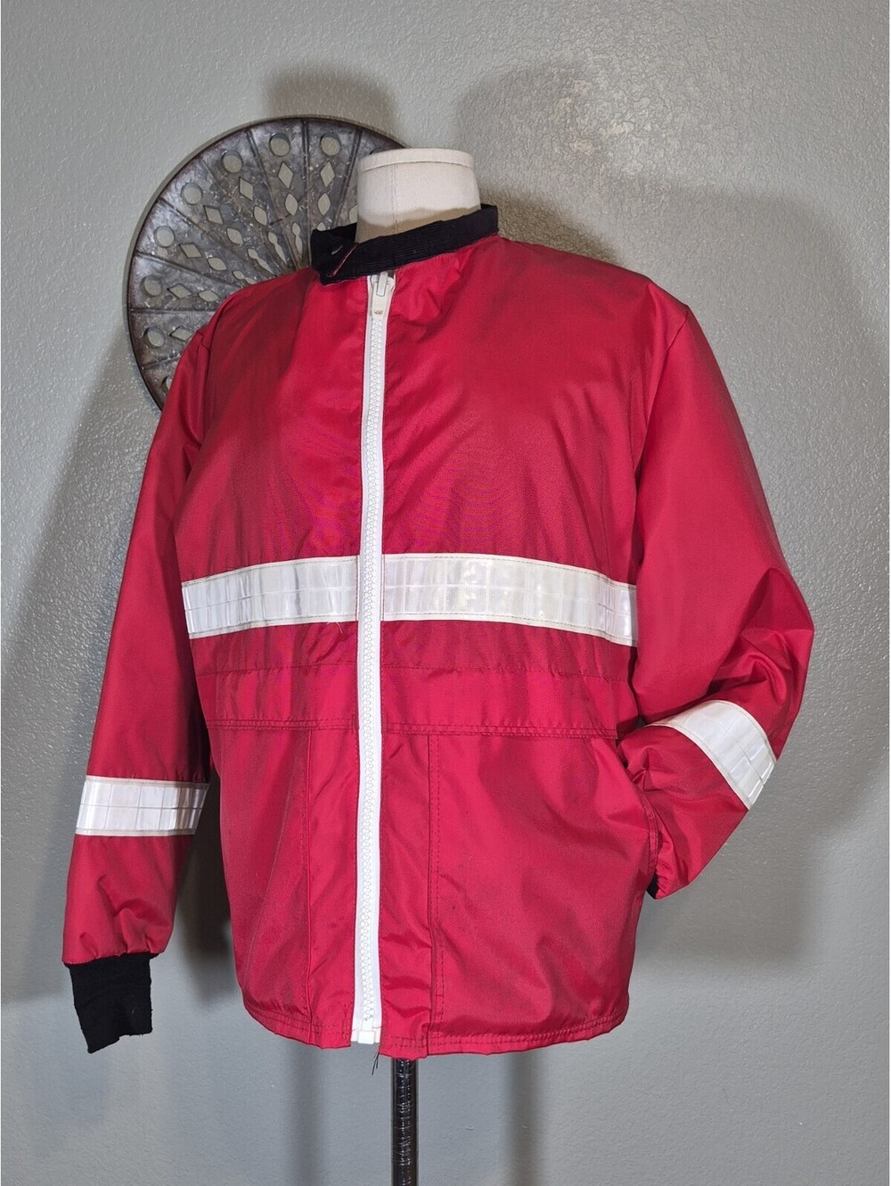 Vintage Unilad Ski Jacket FULL ZIP UP Scarlet NYLON WINDBREAKER Coat Sz M